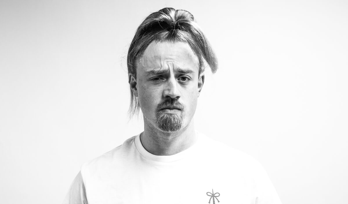 How to Wear Long Hair For Men - The Cloak (front view)