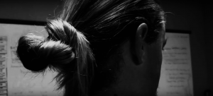How to tie your hair for men