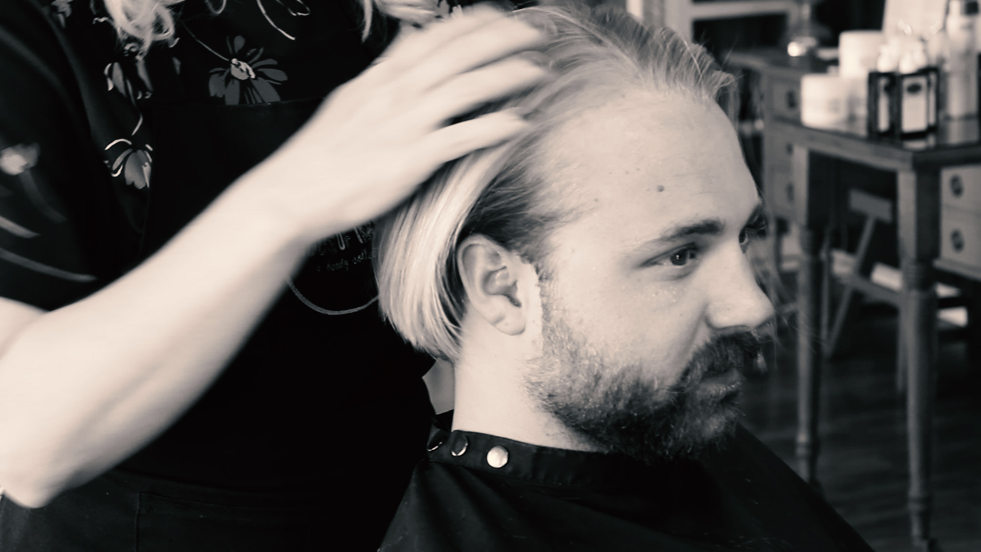 Skyler putting his locks on the line to answer whether you should cut in the awkward stage.