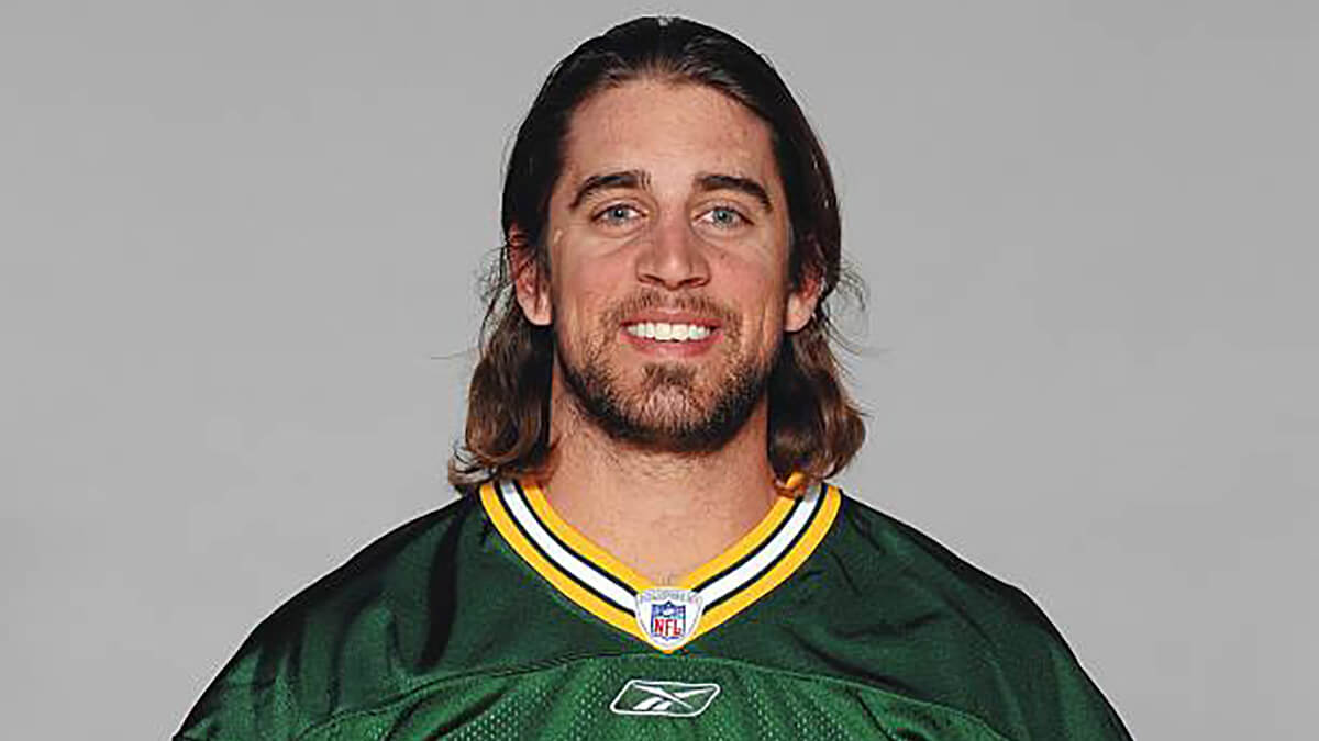 aaron rodgers hair today