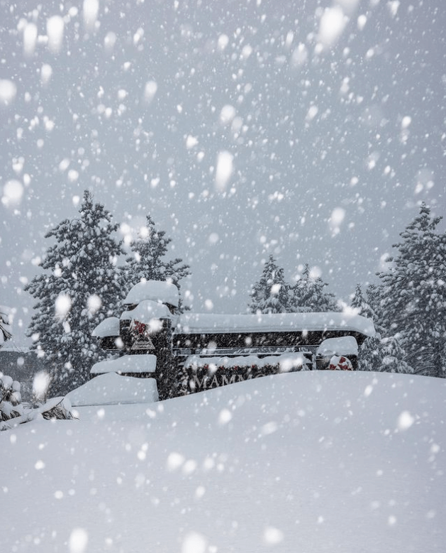 Mammoth Mountain during the atmospheric river pineapple express double whammy bomb cyclone