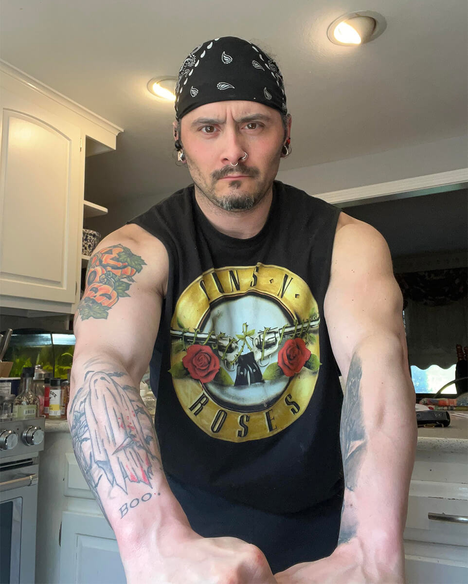 Danny D looking JUICED in the kitchen, post transformation.