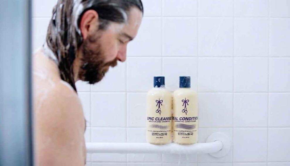 How To Shampoo Long Hair Properly for Men Guys 2025 Blog Feature Image